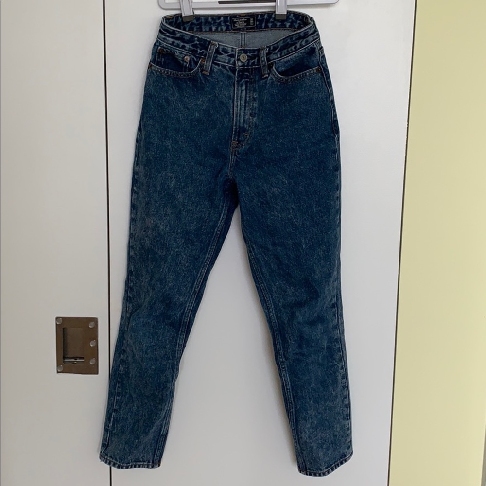 Abercrombie high waisted mom jeans